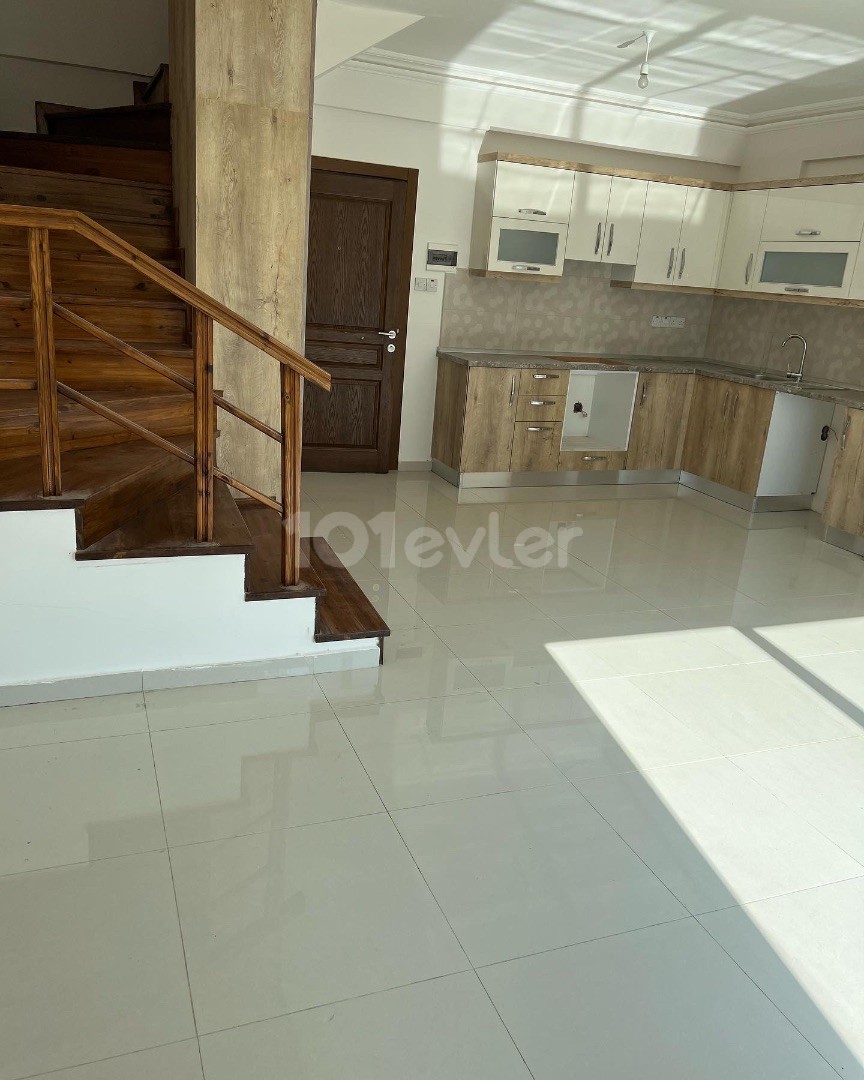 Flat For Sale in Küçük Kaymaklı, Nicosia