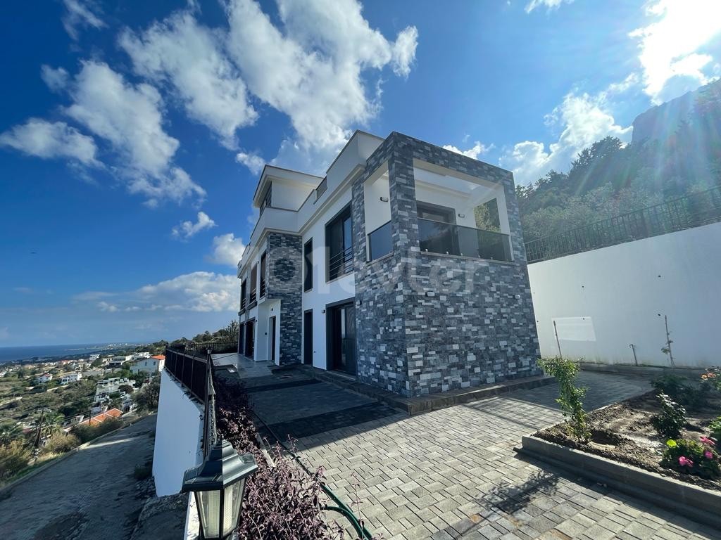 Villa For Sale in Karşıyaka, Kyrenia