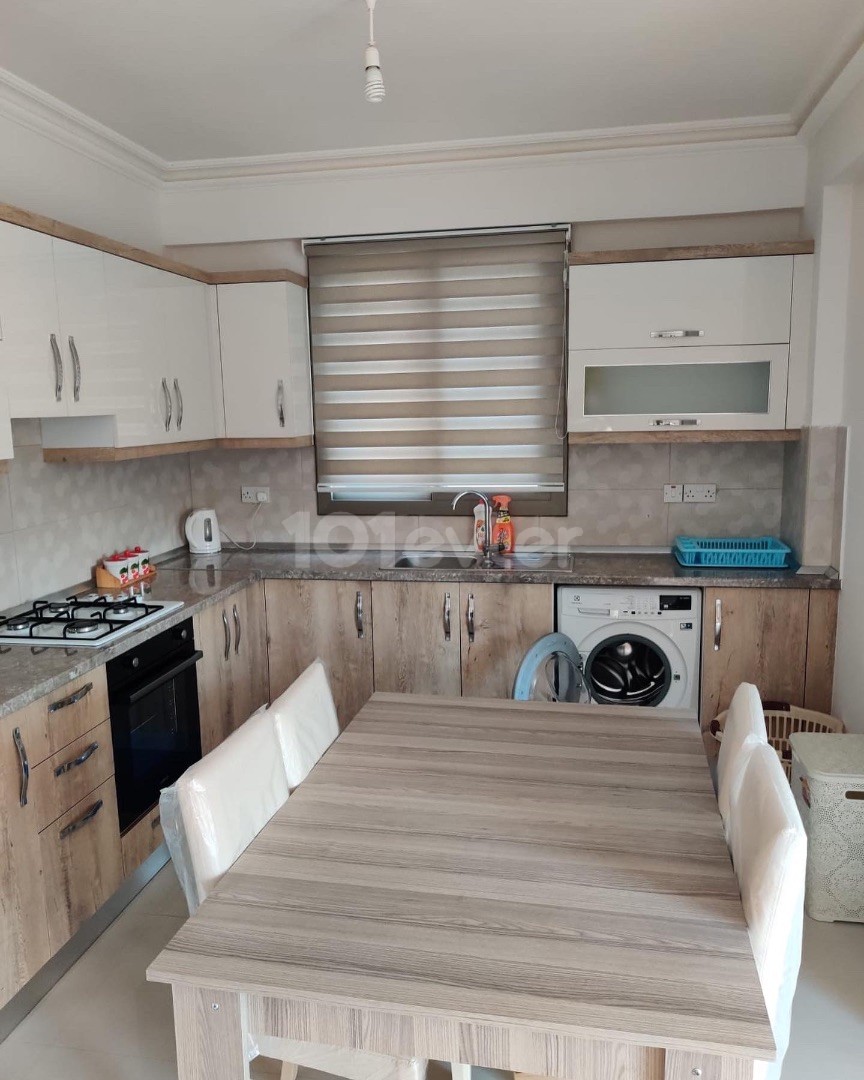 Flat For Sale in Küçük Kaymaklı, Nicosia