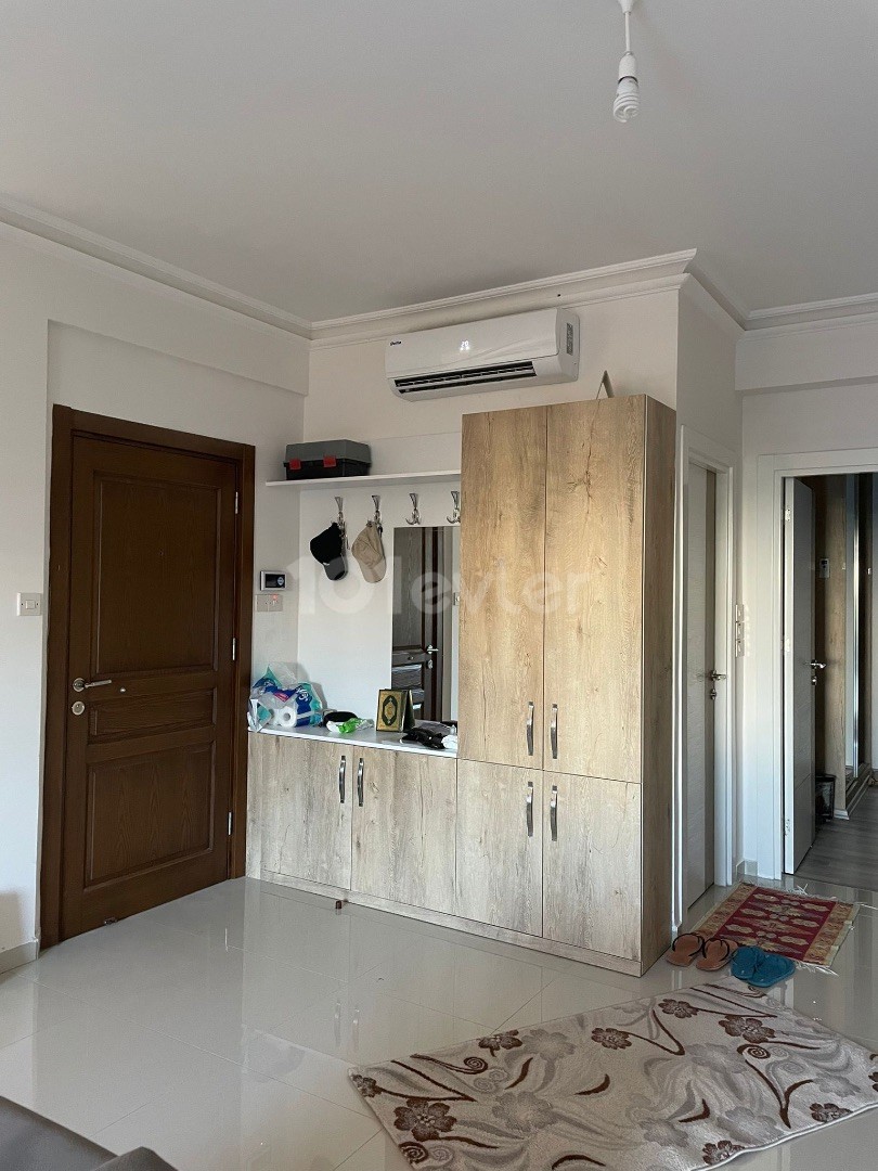 Flat For Sale in Küçük Kaymaklı, Nicosia