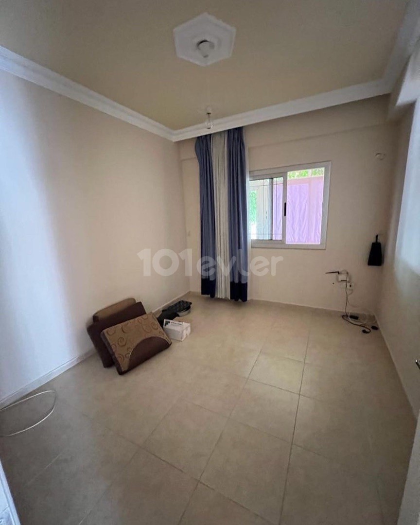 Flat For Sale in Küçük Kaymaklı, Nicosia