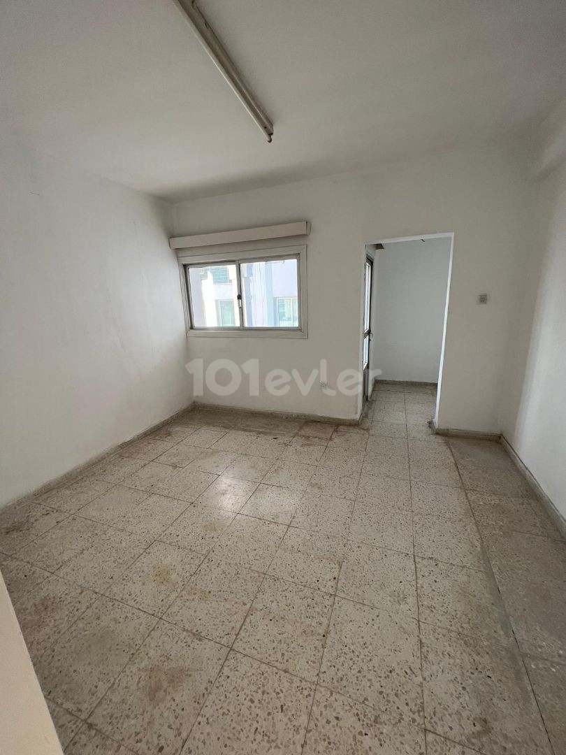 Flat For Sale in Yenişehir, Nicosia