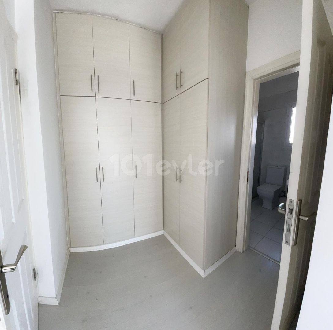 LEFKOŞA/ YENİKENT DE 175 M2 TÜRK KOÇAN SATILIK 3+1 VİLLA ...05338592166