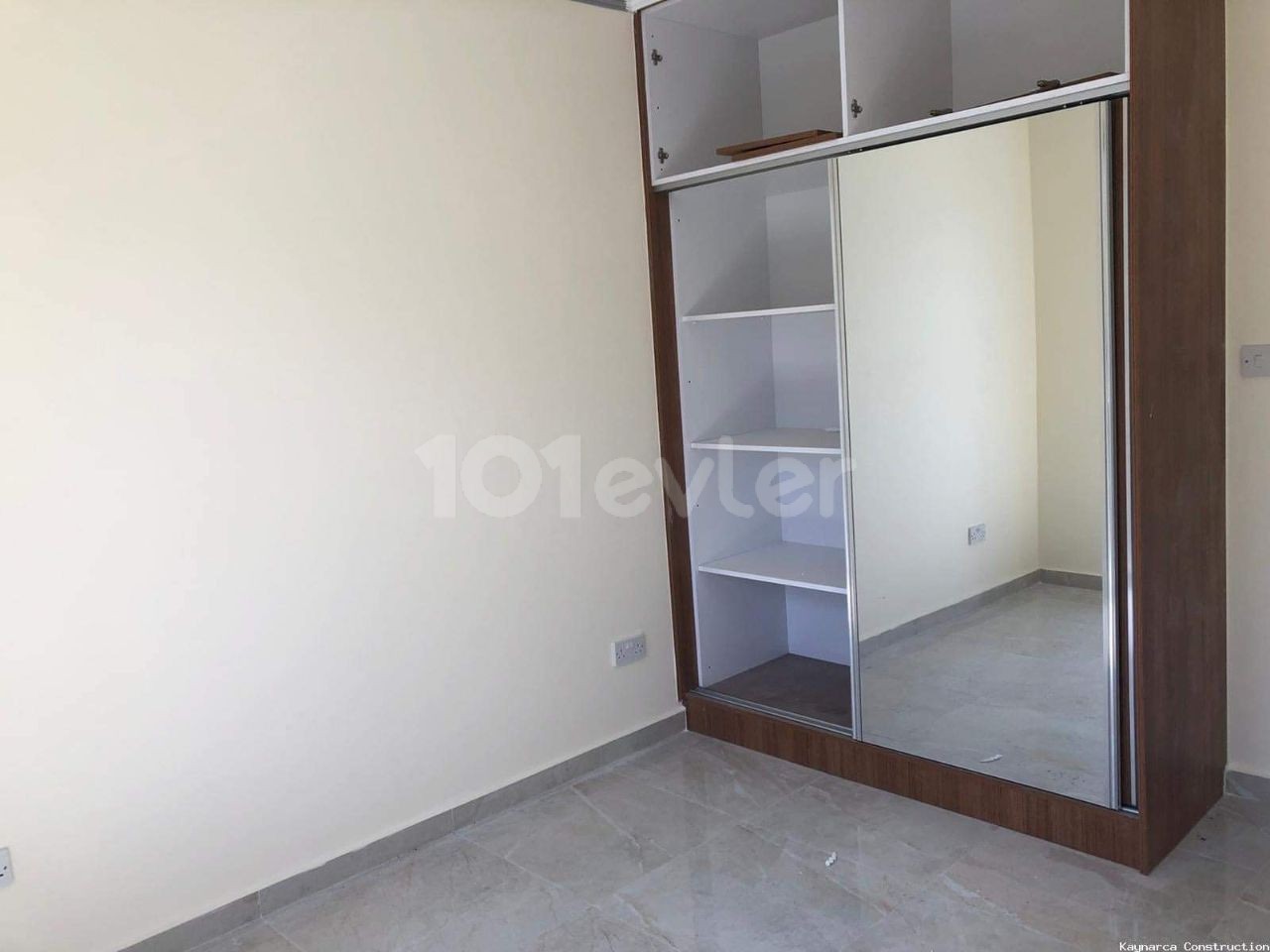 Flat For Sale in Alsancak, Kyrenia