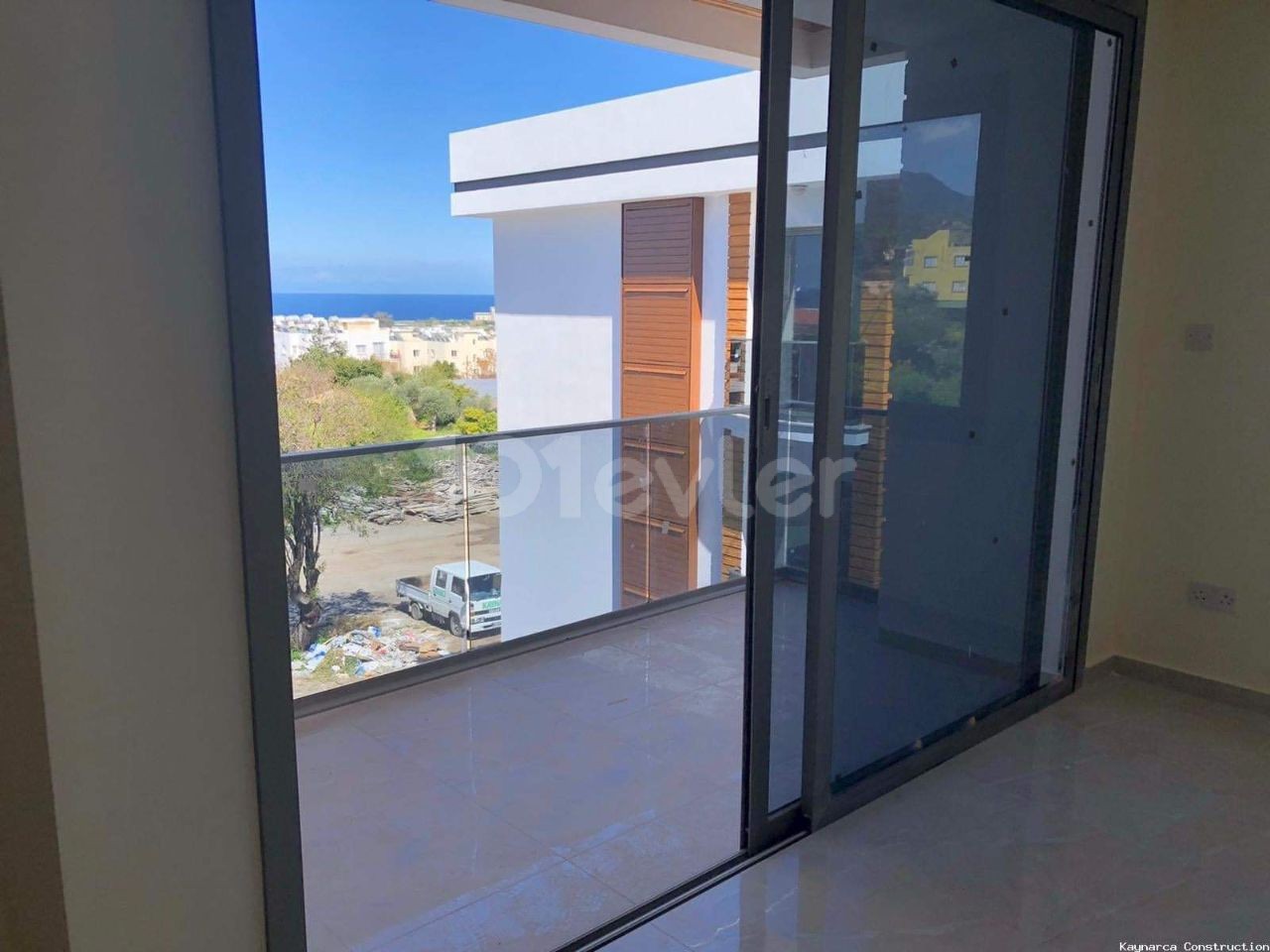 Flat For Sale in Alsancak, Kyrenia