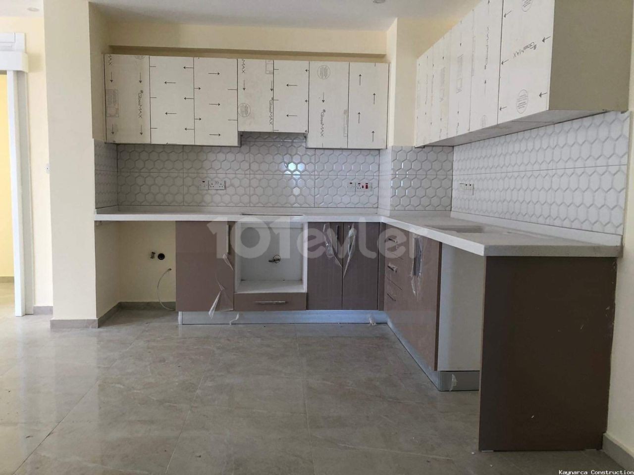 Flat For Sale in Alsancak, Kyrenia