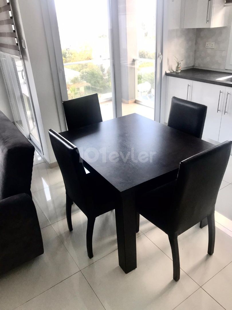 Flat To Rent in Girne Merkez, Kyrenia