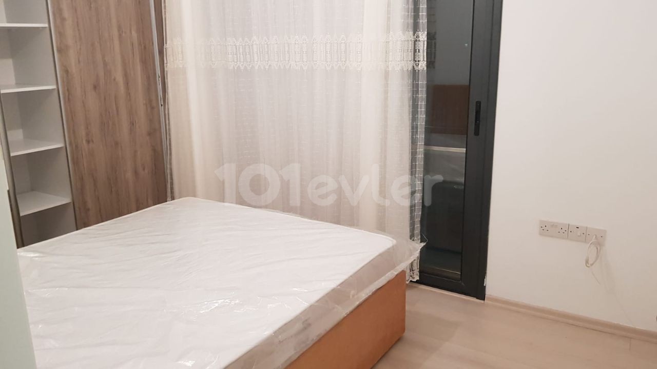 Flat To Rent in Alsancak, Kyrenia