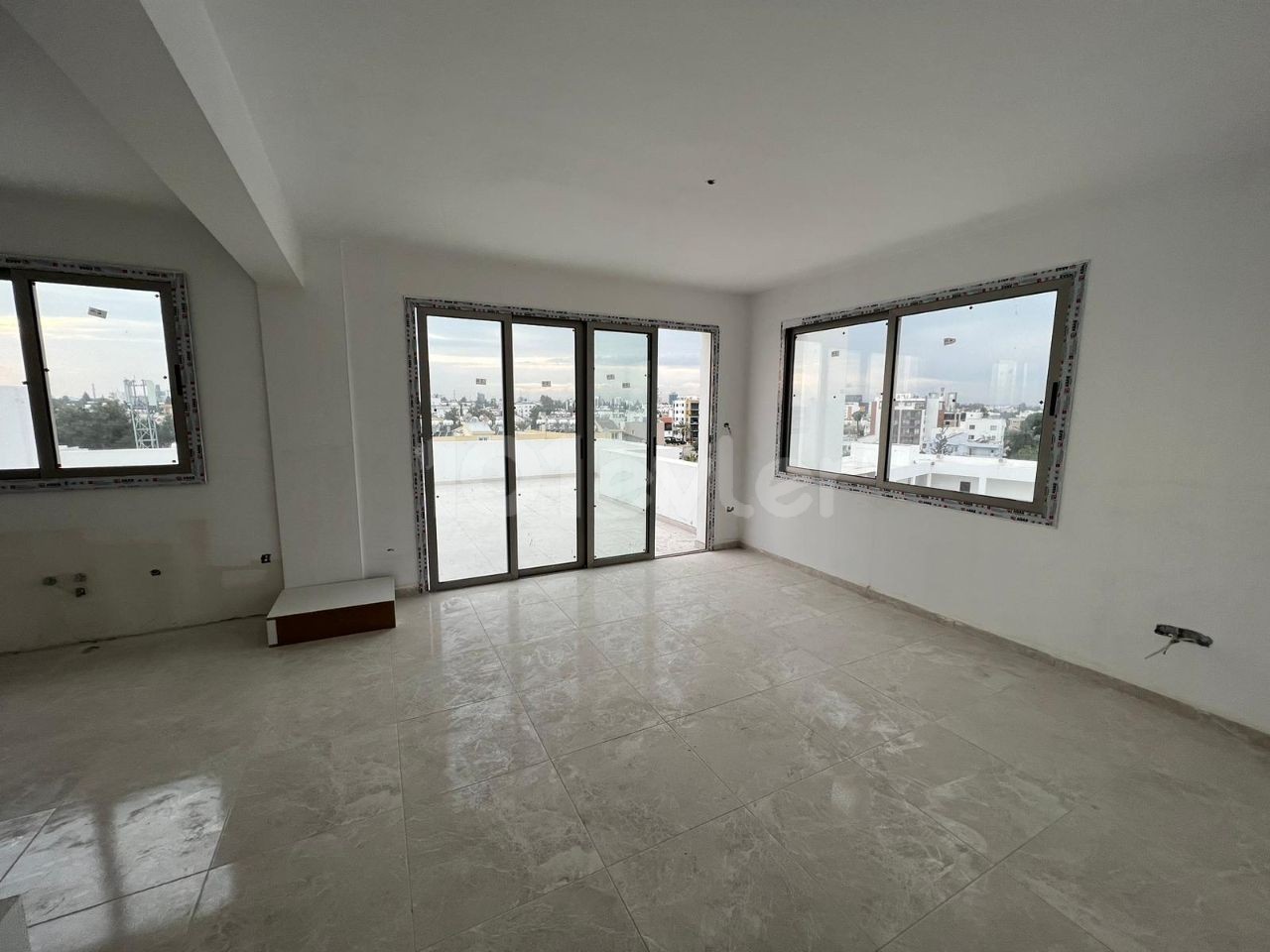 LEFKOŞA / KIZILBAŞ DA 120 M2 SIFIR SATILIK 2+1 PENTHOUSE..İLETİŞİM- 0533 855 54 72