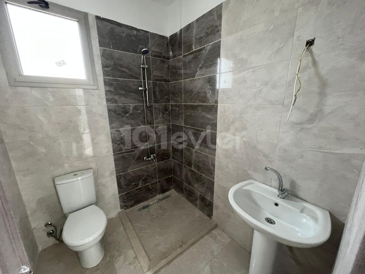 LEFKOŞA / KIZILBAŞ DA 120 M2 SIFIR SATILIK 2+1 PENTHOUSE..İLETİŞİM- 0533 855 54 72