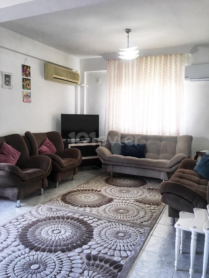 ✨✨ UNMISSABLE OPPORTUNITY IN THE CENTRAL LOCATION OF THE CITY!!! ✨✨✨✨✨✨✨ 2 + 1 APARTMENT FOR SALE IN A FULLY FURNISHED, FULLY FURNISHED, EQUIVALENT COBANED, INEXPENSIVE, WELL-MAINTAINED APARTMENT IN THE VICINITY OF THE TEACHERS' HOUSE✨✨✨✨✨