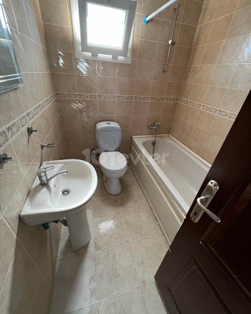 AFFORDABLE PRICE!!! 3 + 1 APARTMENT FOR SALE WITH ELEVATOR IN / KIZILBAŞ IN LEFKOŞA. .  0533 859 21 66 ** 