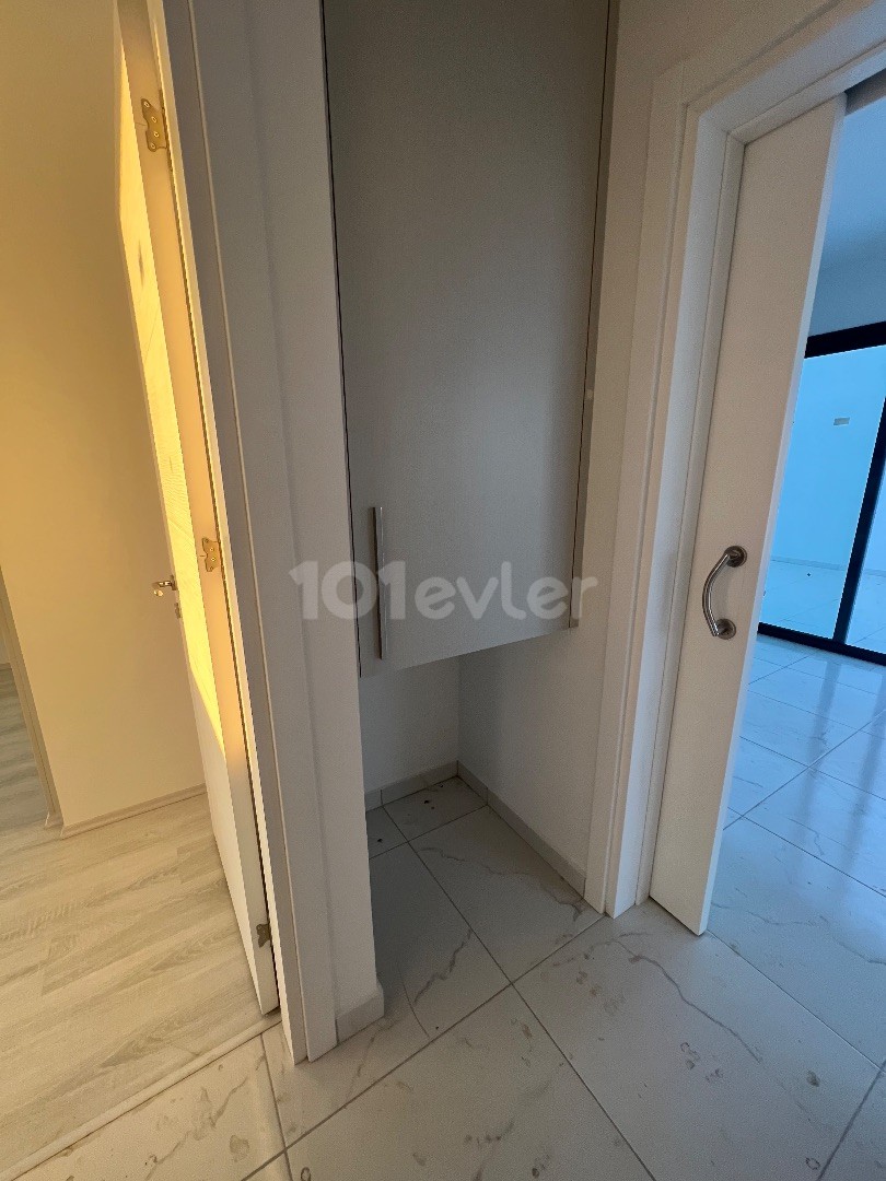 LEFKOŞA/GÖNYELİ DE FOR SALE NEW 2+1 FLAT WITH ELEVATOR. .  0533 859 21 66 ** 