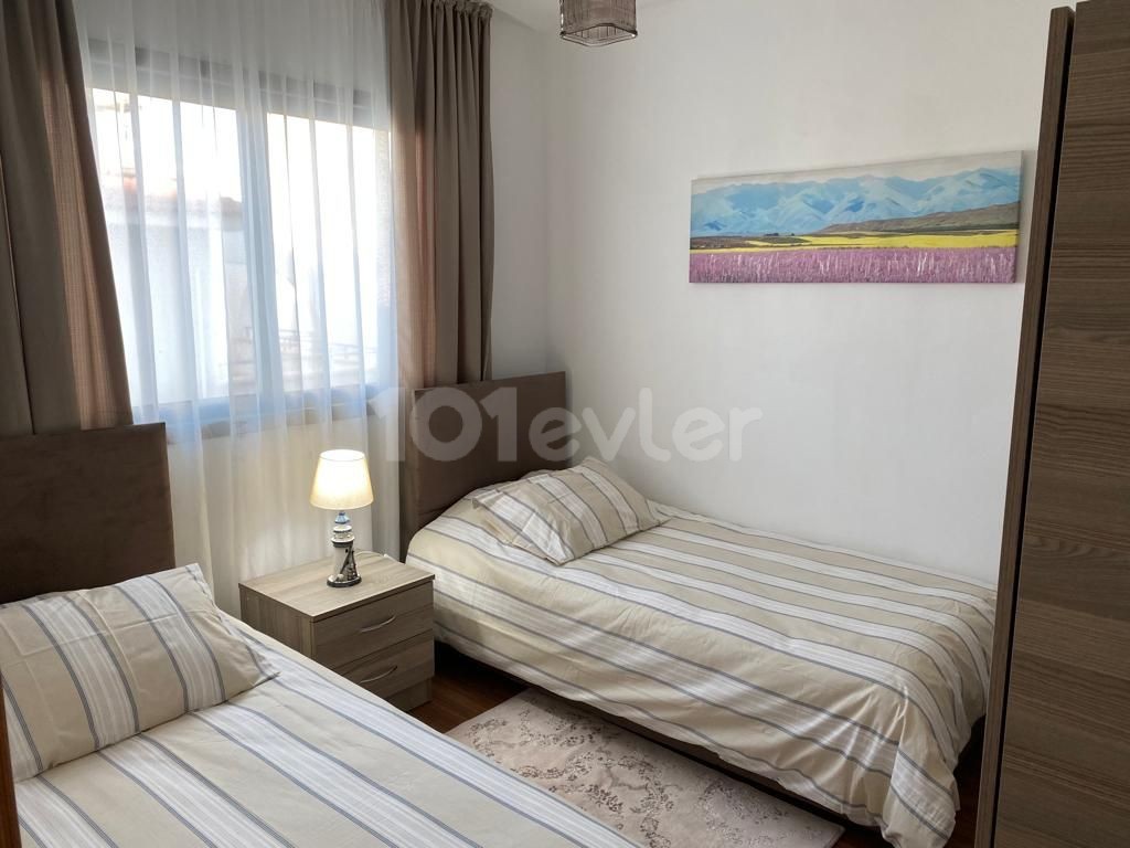 IN THE CENTRAL LOCATION OF GUINEA IN THE NUSMAR MARKET AREA ON THE BUILDING WITH ELEVATOR IN THE CENTRAL LOCATION OF GUINEA, 2 + 1 FULLY FURNISHED APARTMENT FOR SALE. . . . ✨WITH MANY ADVANTAGES SUCH AS ✨SHOWER CABIN, ✔️ DISHWASHER, ✔️ SEPARATE DOUBLE BED. . . 