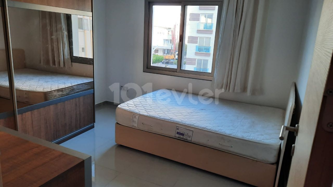 3+1 FULLY FURNISHED 135 M2 LARGE SPACIOUS APARTMENT IN THE MIDDLE OF SOCIAL LIFE IN THE LORD PALACE HOTEL AREA IN THE CENTER OF GUINEA. . ✨WITH MANY ADVANTAGES SUCH AS WASHING MACHINE, BUILT-IN SET, INVERTER AIR CONDITIONER, LARGE WARDROBE. . . ✔️