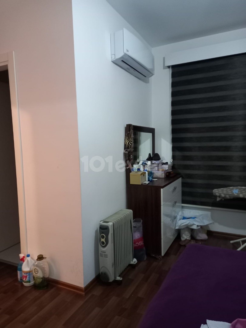 آپارتمان 3+1 برای فروش در اورتاکوی/نیکوزیا با آسانسور کوچان ترکیه با اتاق خواب همراه