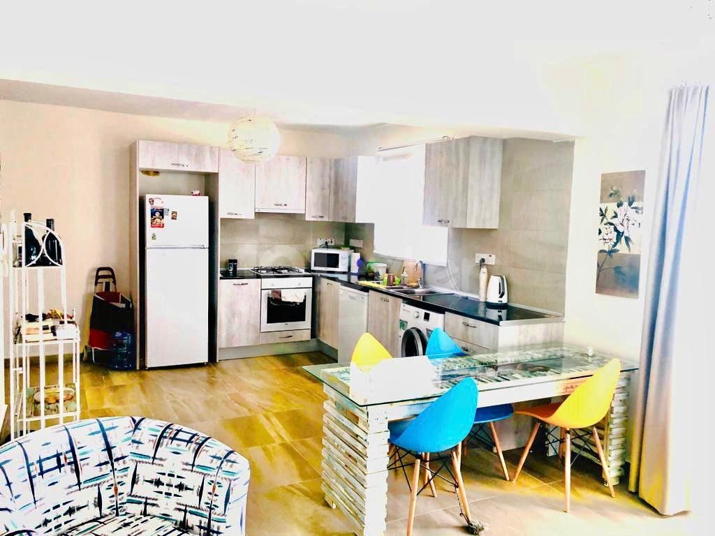 FULLY FURNISHED 1 + 1 SPACIOUS SPACIOUS APARTMENT WITH A MAGNIFICENT DESIGN THAT INCLUDES MANY FEATURES SUCH AS CENTRAL SATELLITE SYSTEM, CENTRAL SATELLITE SYSTEM, AIR CONDITIONING ELECTRICAL INFRASTRUCTURE, INTERCOM CONNECTED SECURE MAIN ENTRANCE DOOR, BATTERY POWERED ELEVATOR IN THE HEART OF THE C