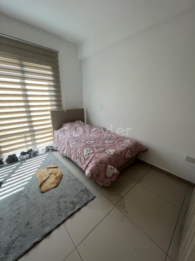 KÜÇÜKKAYMAKLI/LEFKOŞA DA  ASANSÖR LÜ FULL EŞYALI KİRACILI SATILIK 2+1 DAİRE