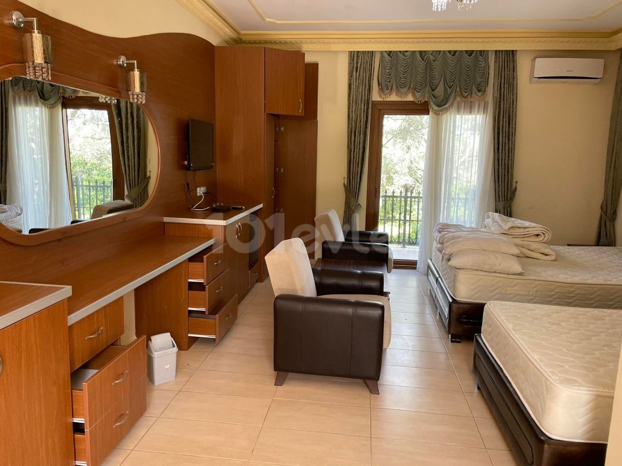 SPACIOUS STUDIO APARTMENTS IN TOUCH WITH NATURE. . .  FULLY FURNISHED, FULLY FURNISHED, INVERTER AIR CONDITIONING, JACUZZI, SPACIOUS WARDROBES WITH MANY ADVANTAGES SUCH AS SPACIOUS WARDROBES, SPACIOUS STUDIO APARTMENTS IN THE ALSANCAK REGION OF GİRNE