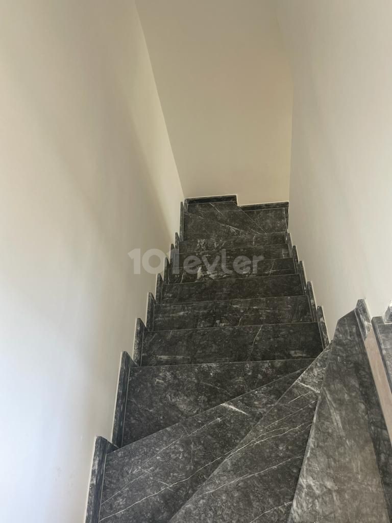 Girne merkez satılık penthouse 