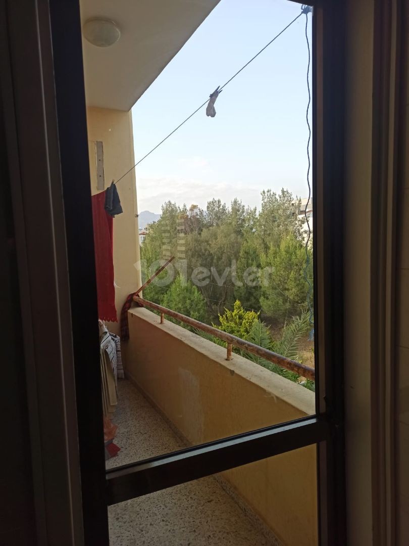 3+1 flat for sale in Nicosia Küçük Kaymaklı