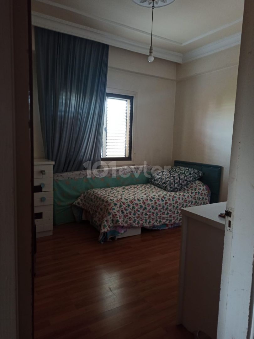 3+1 flat for sale in Nicosia Küçük Kaymaklı