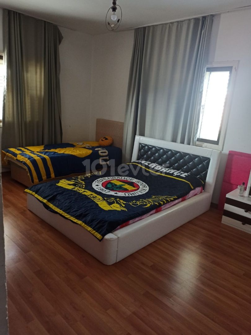 3+1 flat for sale in Nicosia Küçük Kaymaklı