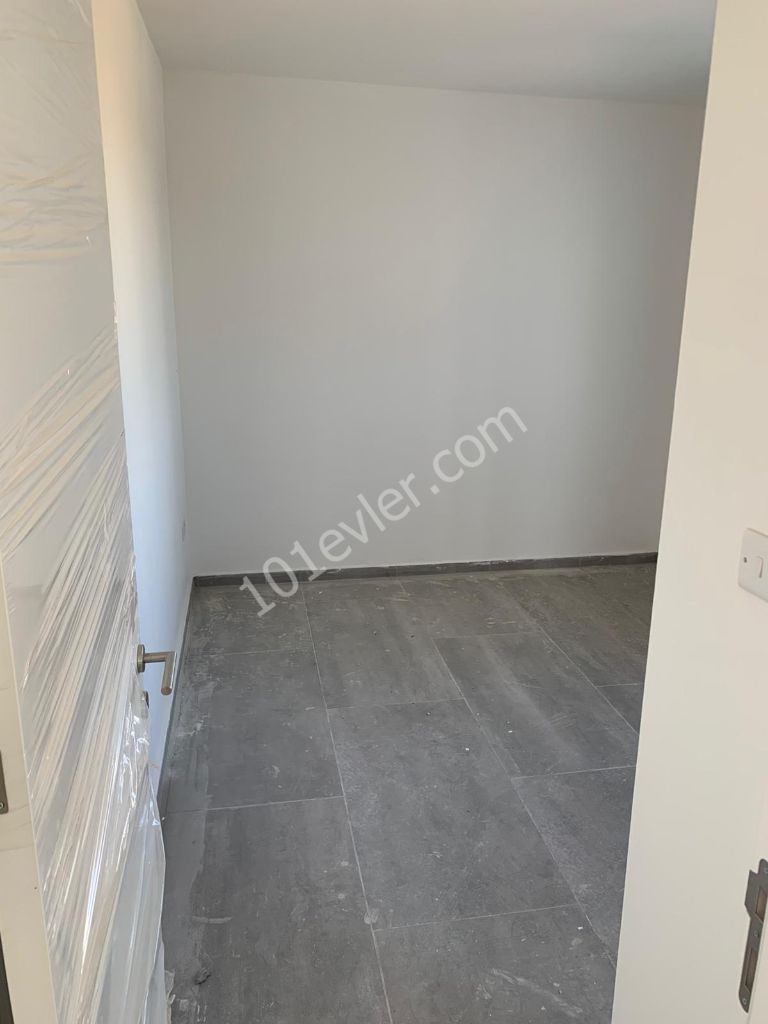 2+1 neue Wohnung zum Verkauf in Nordzypern,Famagusta,Yenibogazici ** 