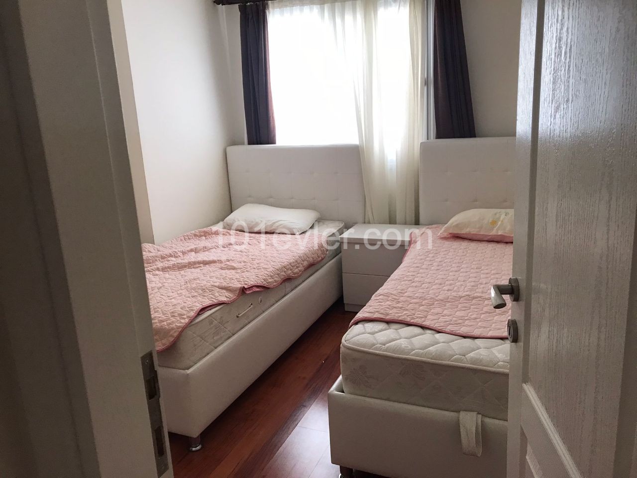 KUZEY KIBRIS,MAĞUSA,KALILANT BÖLGESINDE,SATILIK 3+1 EŞYALI DAİRE