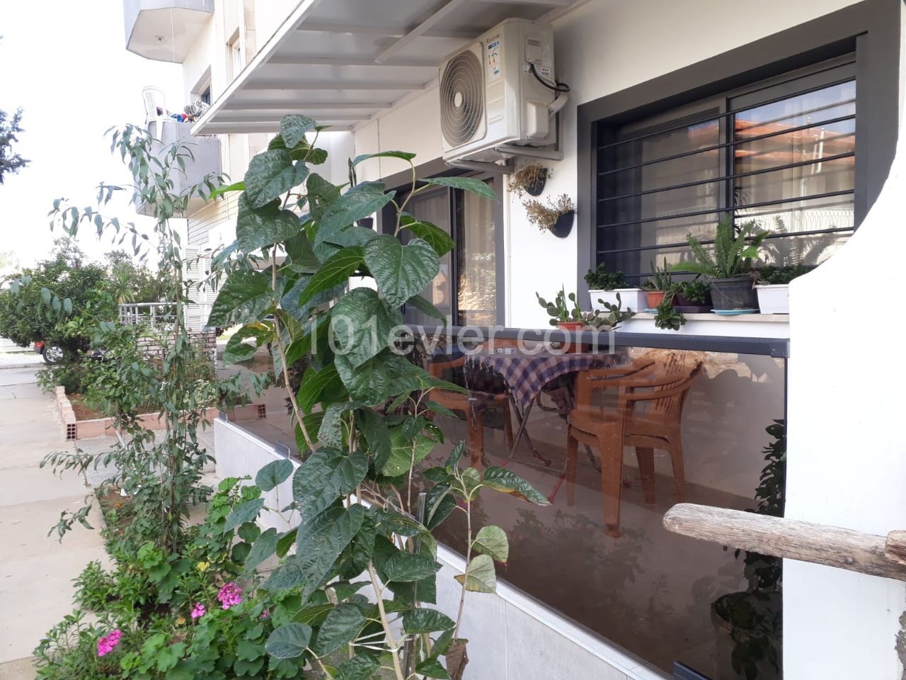 North Cyprus,Karakol area,3+1 furnished flat available  for sale