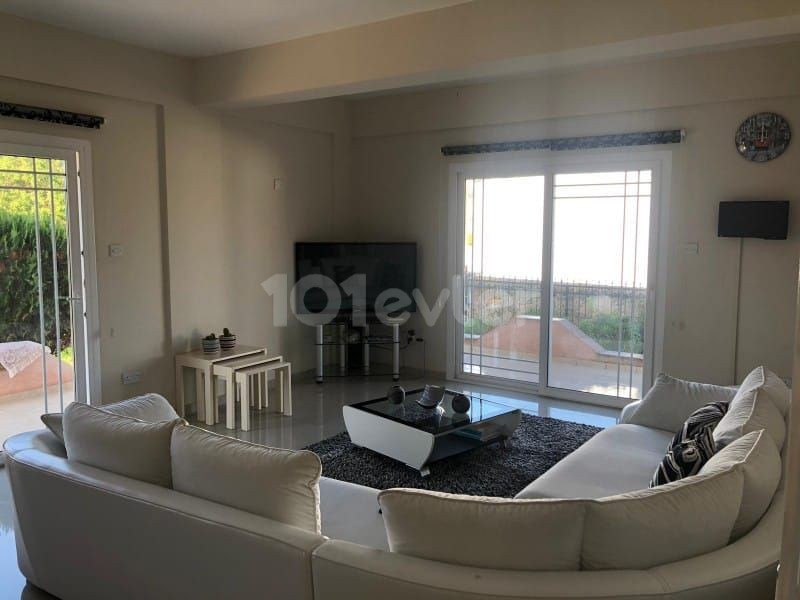 Villa To Rent in Yeni Boğaziçi, Famagusta