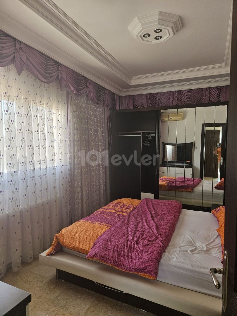 İSKELE BAHÇELER VILLA FOR RENT