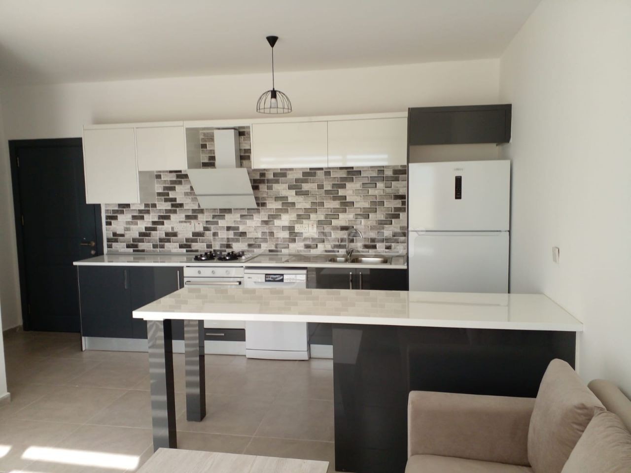 LEFKOŞA MİNARELİKÖY GARDENPARK34 PROJESİNDE 2+1 SIFIR LÜX  EŞYALI KİRALIK DAİRELER