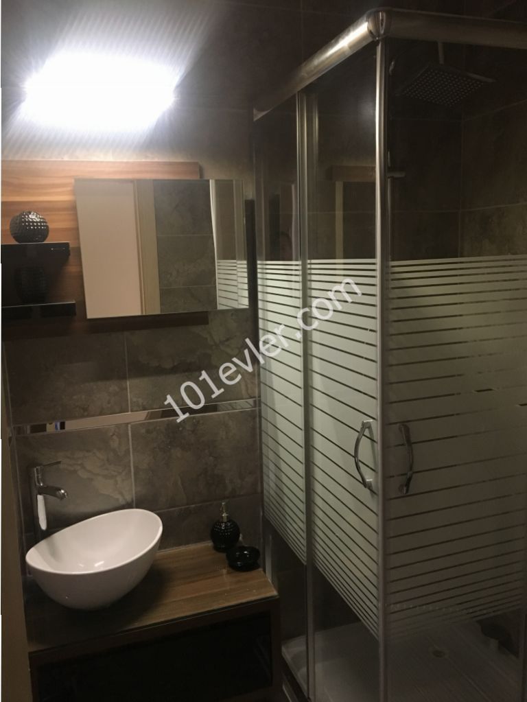 Flat To Rent in Girne Merkez, Kyrenia