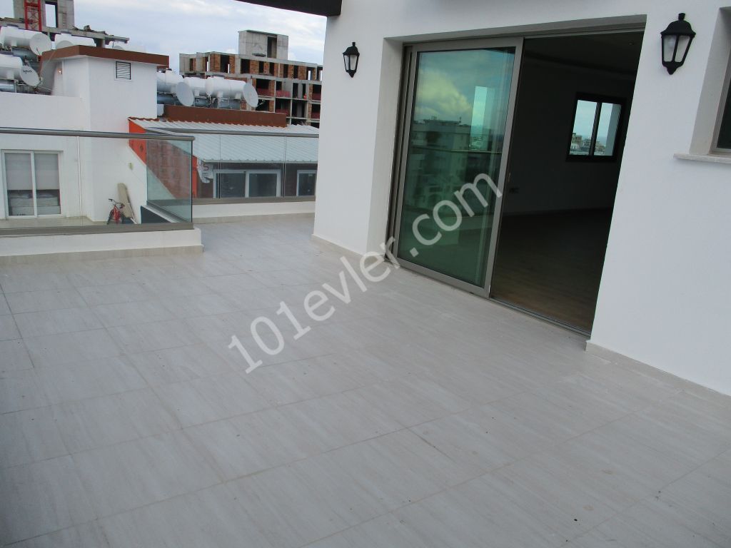 Penthouse For Sale in Girne Merkez, Kyrenia