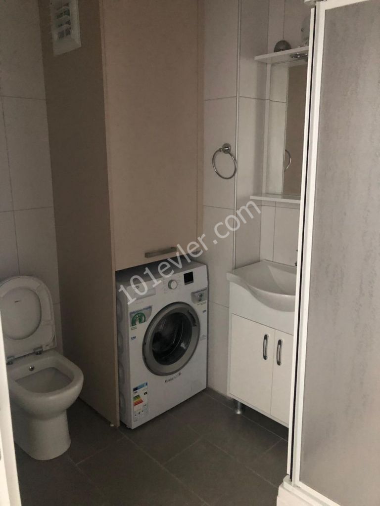 Flat To Rent in Aşağı Girne, Kyrenia