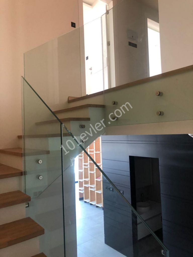 Penthouse Kaufen in Girne Merkez, Kyrenia