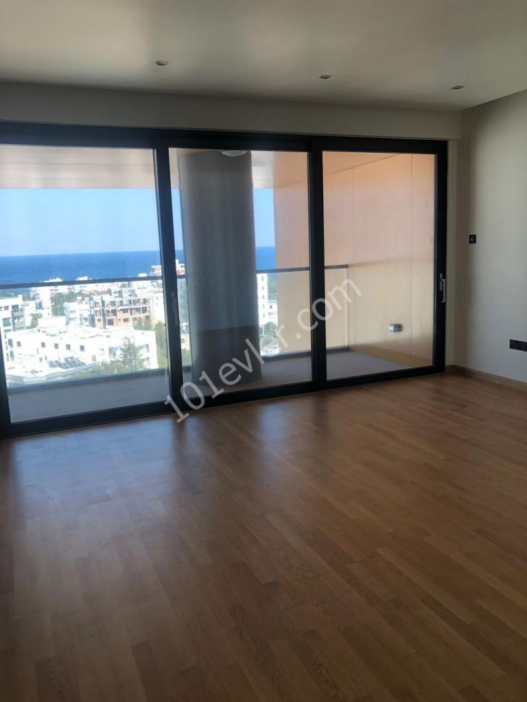 Penthouse Kaufen in Girne Merkez, Kyrenia