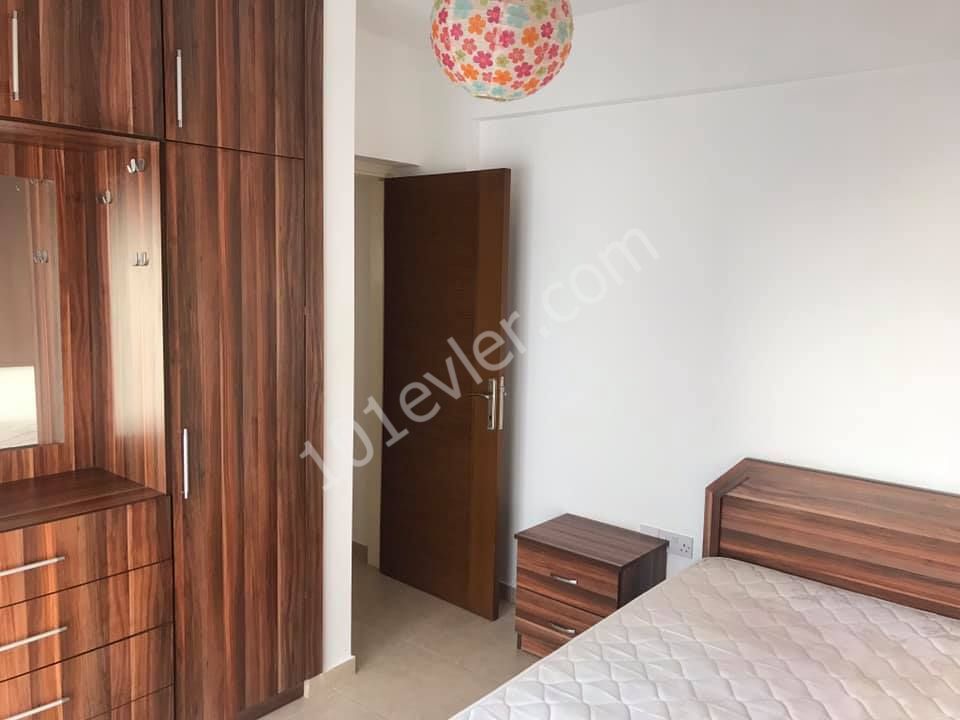 2 odalı / Eşyalı apartman dairesi Girne Merkez