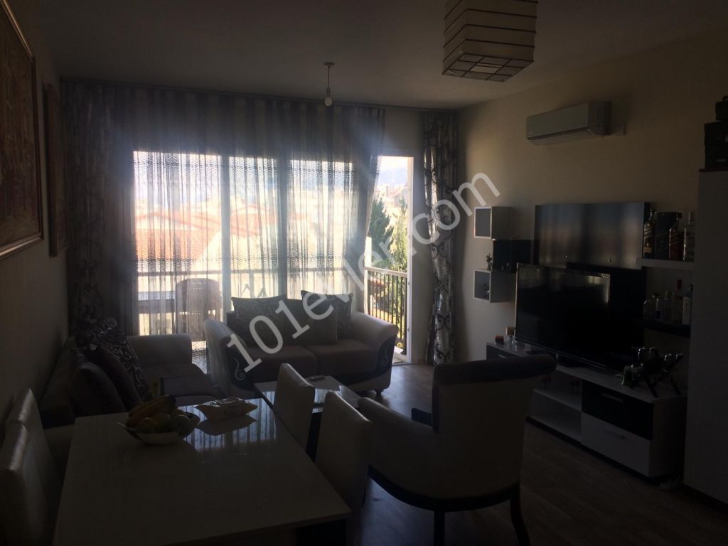 GİRNE MERKEZDE 2+1 YENİ EŞYALI SATILIK DAİRE