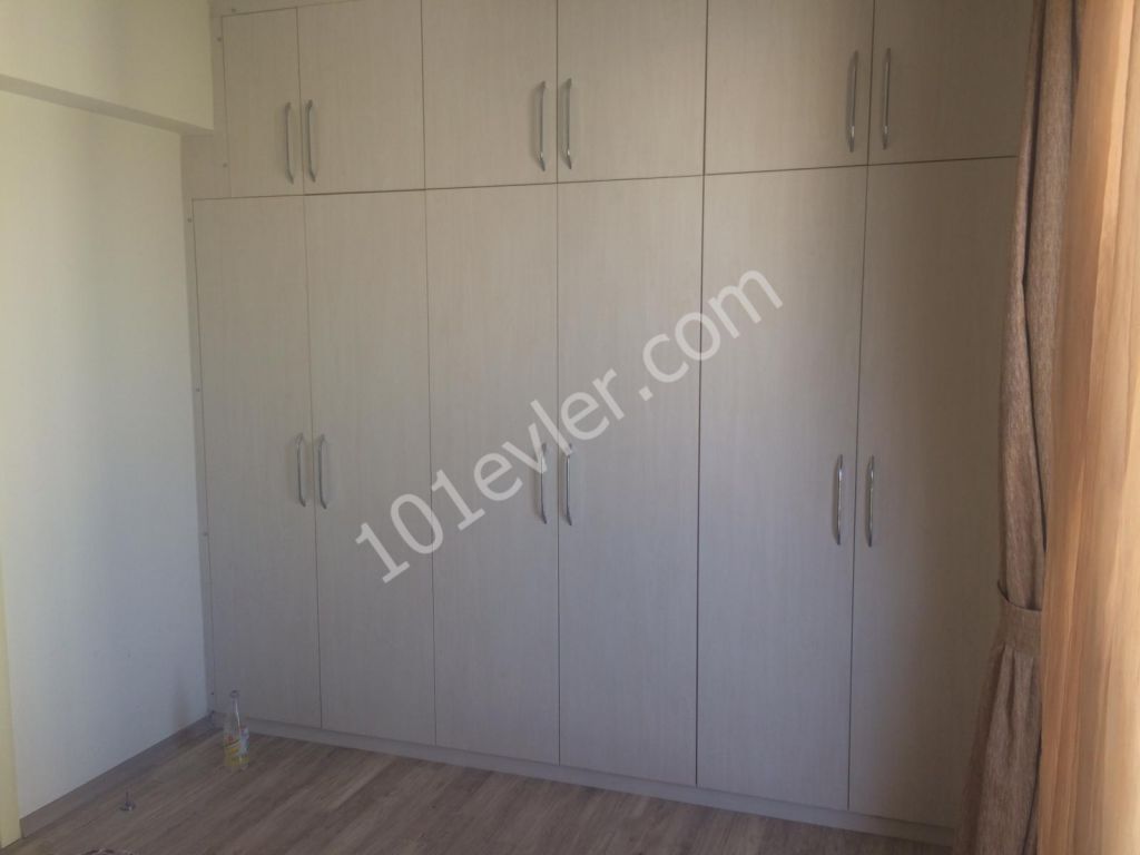 GİRNE MERKEZDE 2+1 YENİ EŞYALI SATILIK DAİRE