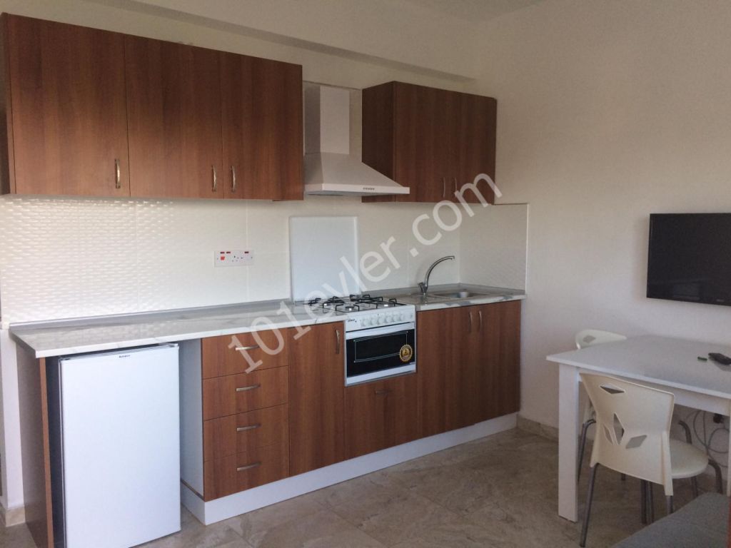 Flat To Rent in Karaoğlanoğlu, Kyrenia