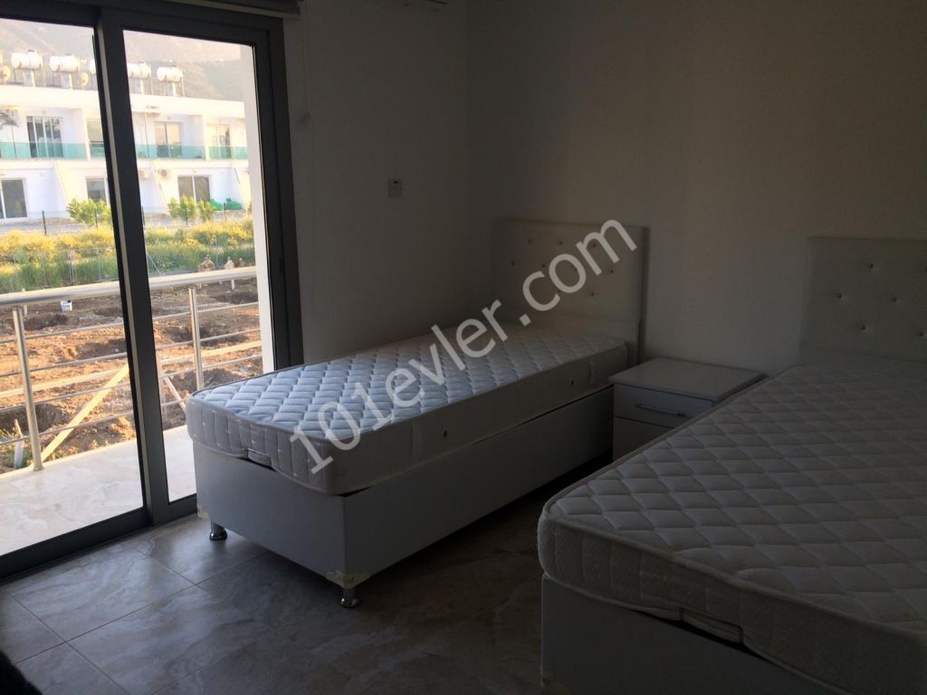 Flat To Rent in Karaoğlanoğlu, Kyrenia