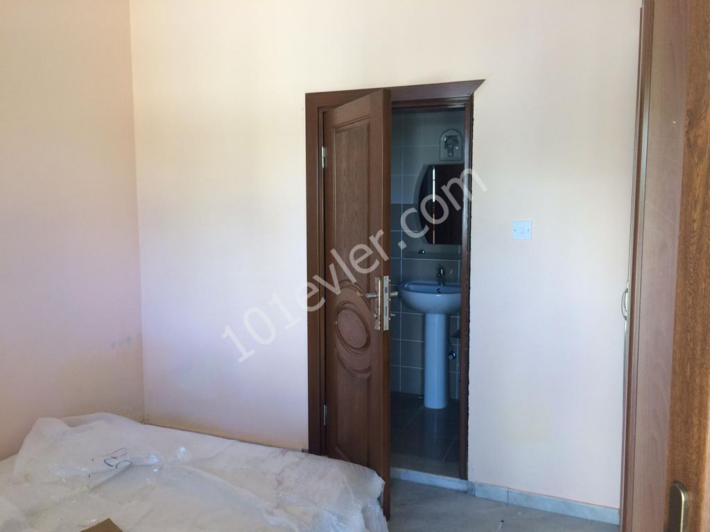 Detached House For Sale in Karaoğlanoğlu, Kyrenia