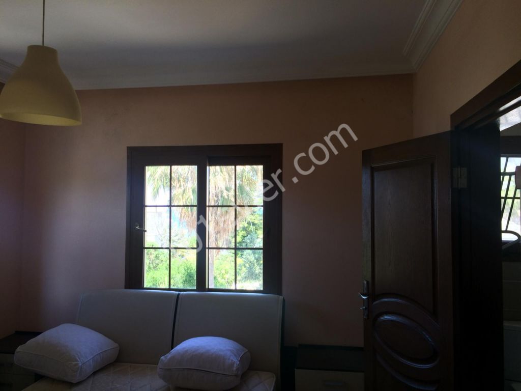 Detached House For Sale in Karaoğlanoğlu, Kyrenia