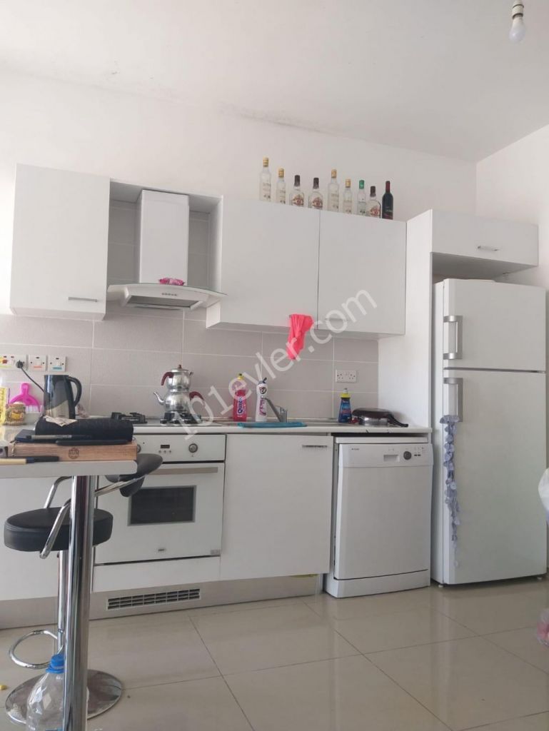 Flat To Rent in Karaoğlanoğlu, Kyrenia