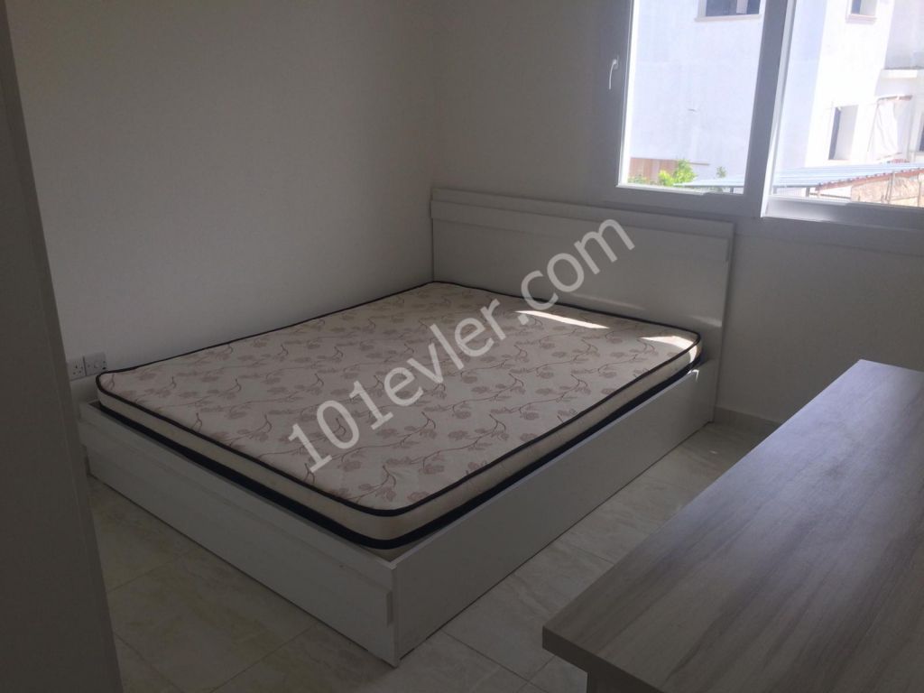 Flat To Rent in Zeytinlik, Kyrenia