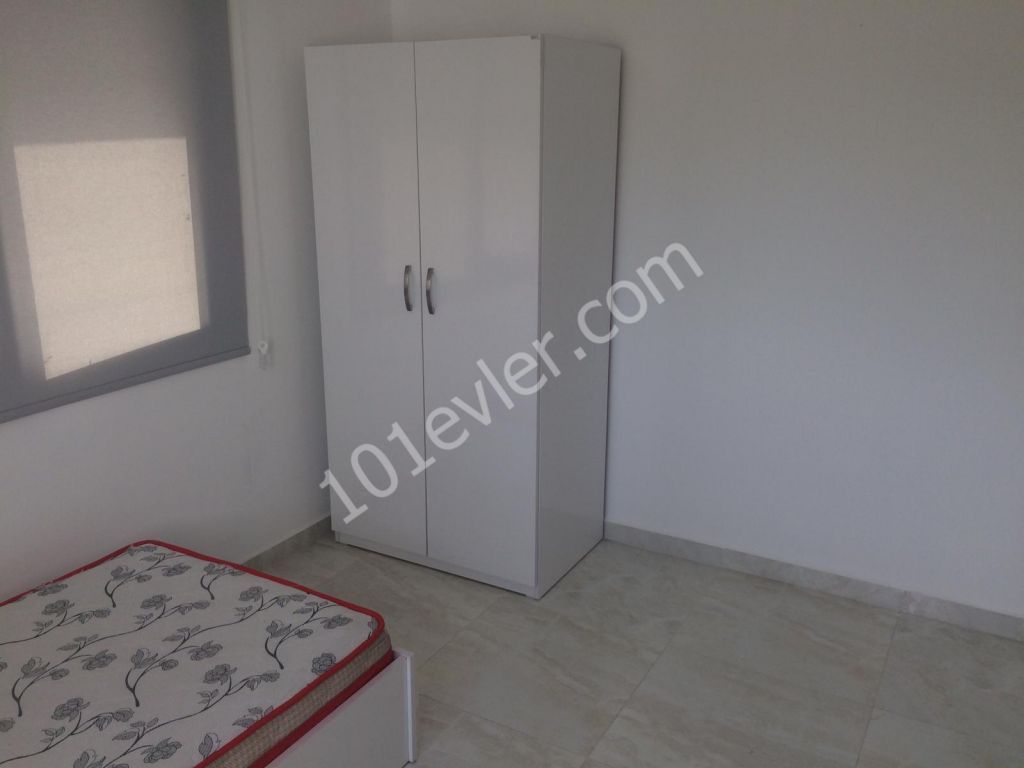 Flat To Rent in Zeytinlik, Kyrenia