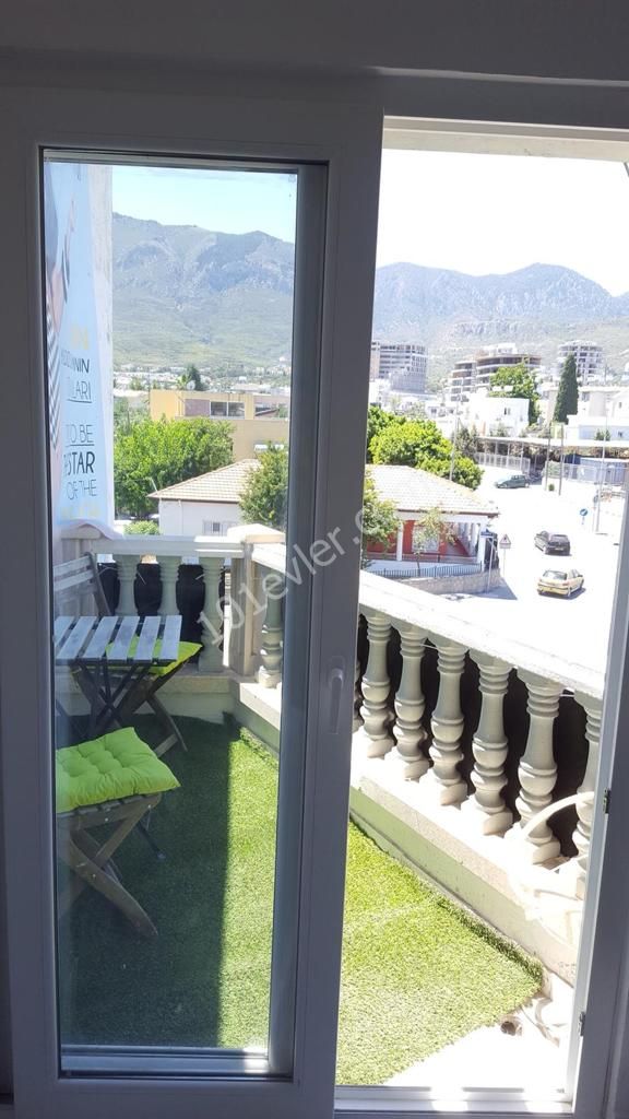 Flat To Rent in Girne Merkez, Kyrenia