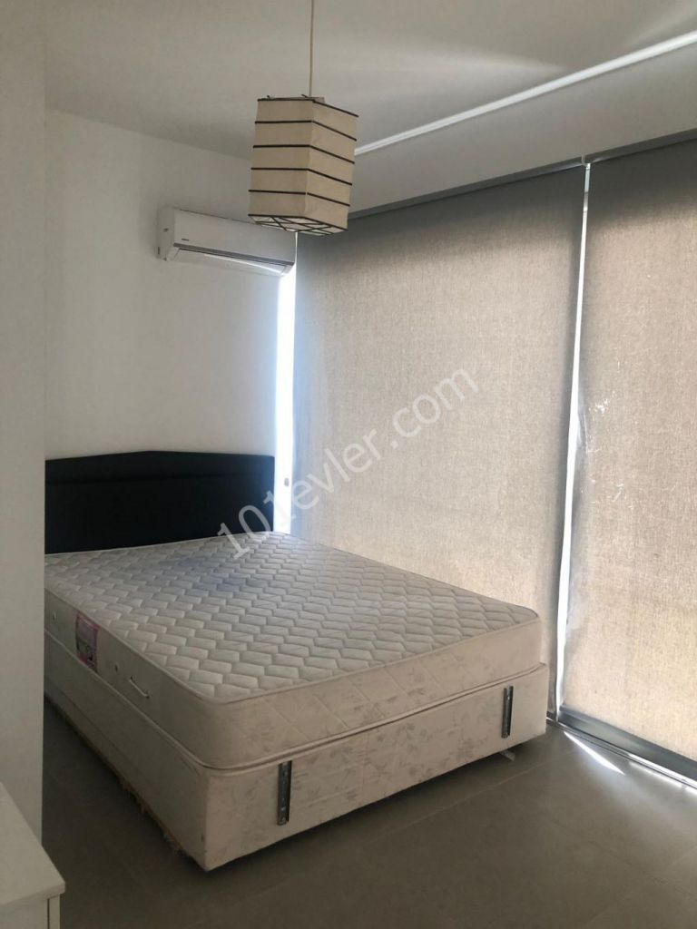 GİRNE MERKEZDE FULL EŞYALI KİRALIK LÜX PENTHOUSE 